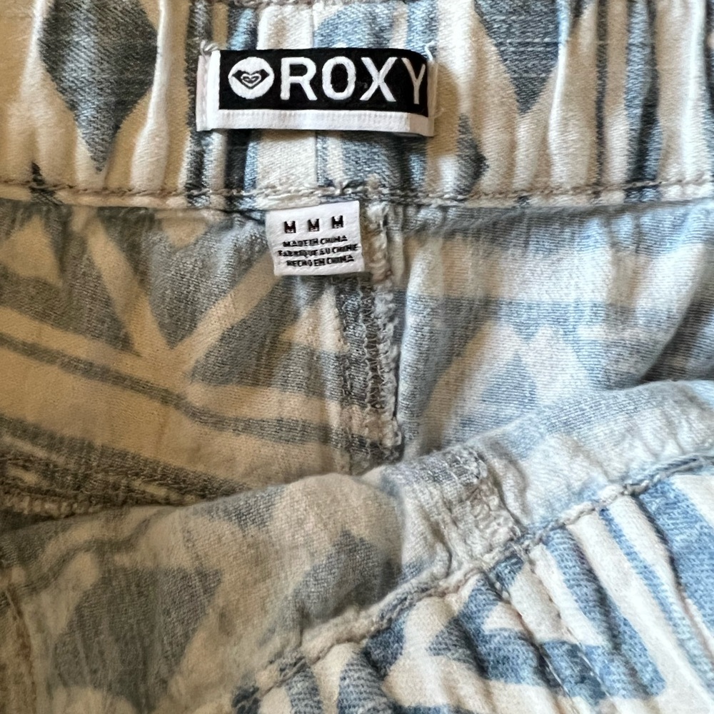 Roxy Tribal Drawstring Denim Shorts - M - Picture 8 of 9